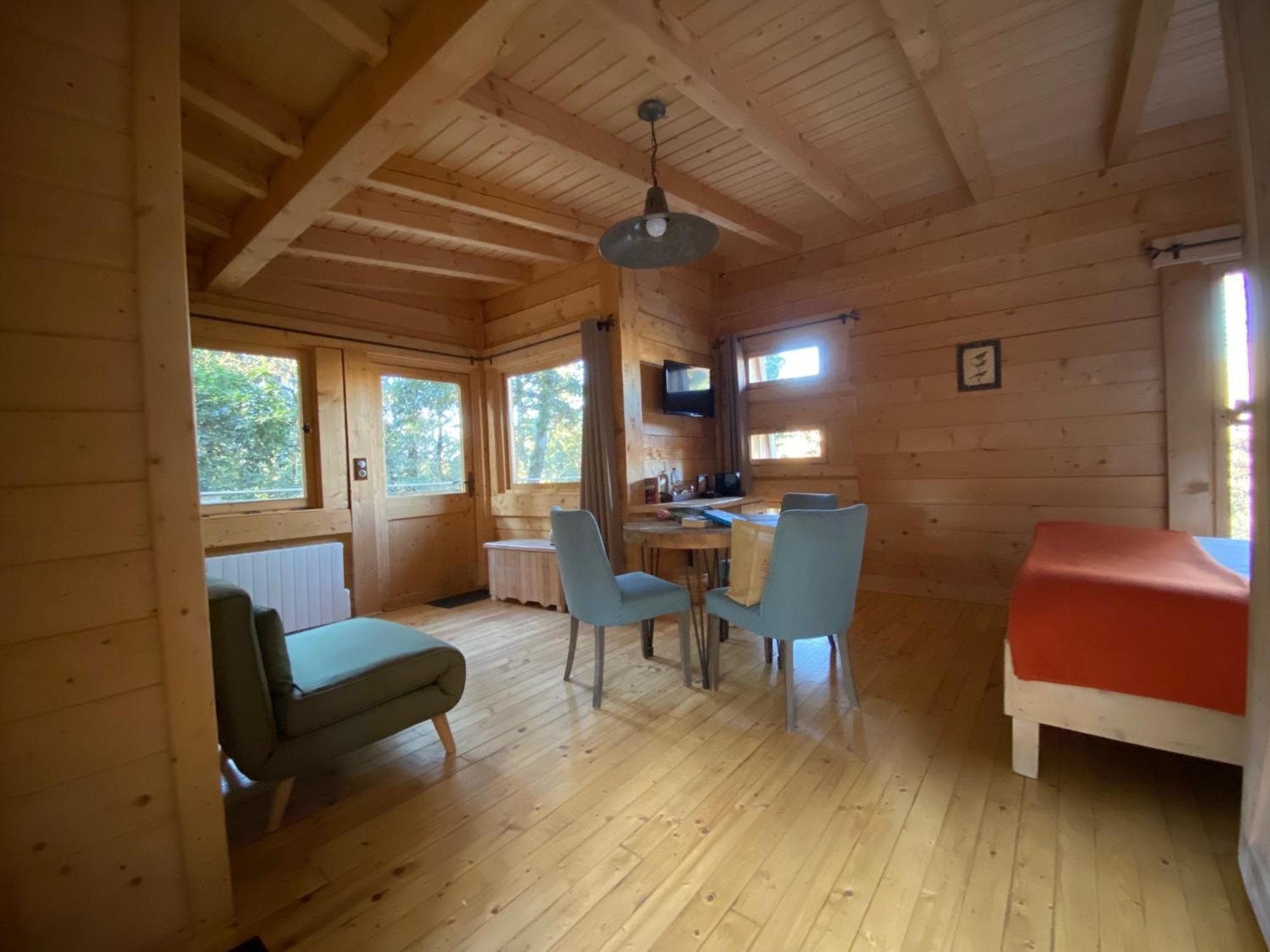 Les Cabanes Dans Les Bois Logis Hotel Villedubert Εξωτερικό φωτογραφία