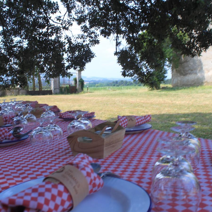 Les Cabanes Dans Les Bois Logis Hotel Villedubert Εξωτερικό φωτογραφία